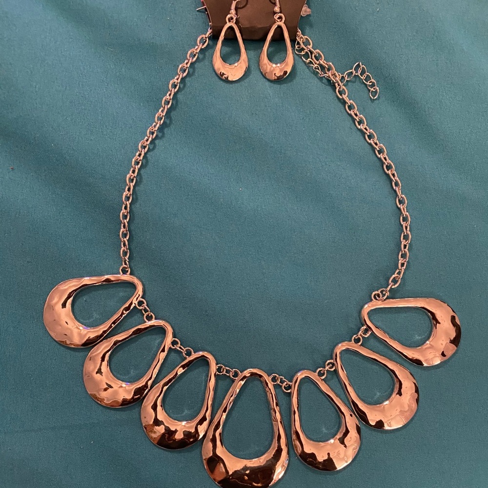 Silver necklace